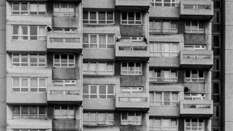 Image of a brutalist architecture apartment block 
